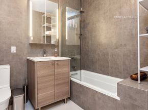 67 Ave C 4BW, New York NY 10009