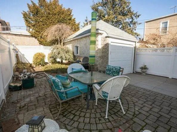 59 94th Street, Brooklyn NY 11209