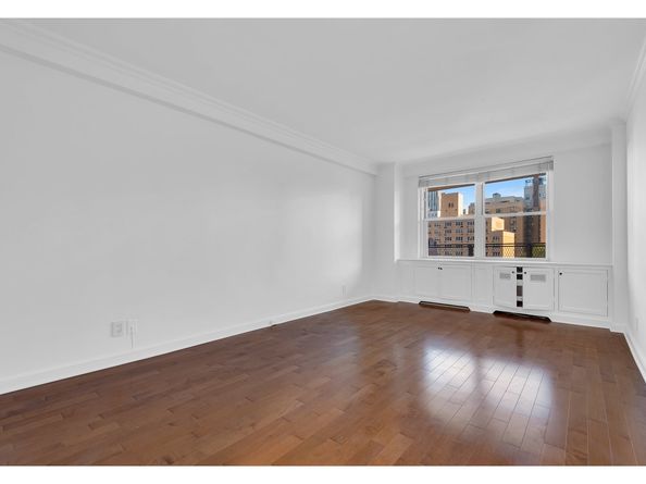 444 East 84th Street 9C, New York NY 10028
