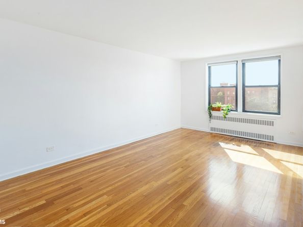 37-30 83rd Street 6G, Queens NY 11372