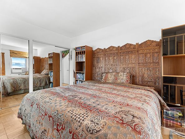 477 Fdr Drive M1702, New York NY 10002