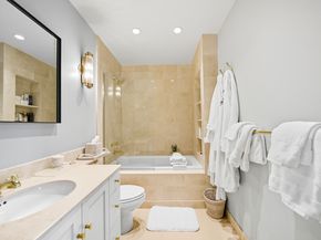 240 Centre Street 3J, New York NY 10013