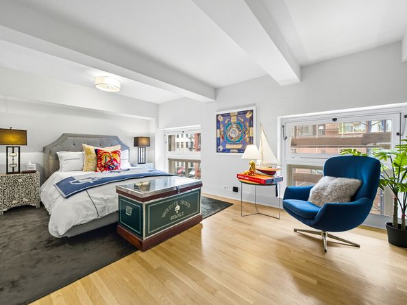240 Centre Street 3J, New York NY 10013