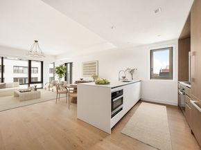 200 East 21st Street 12D, New York NY 10010