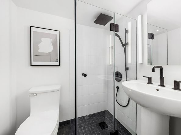 25 Middagh Street, Brooklyn NY 11201