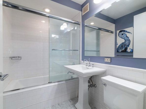 43 West 64th Street 4B, New York NY 10023