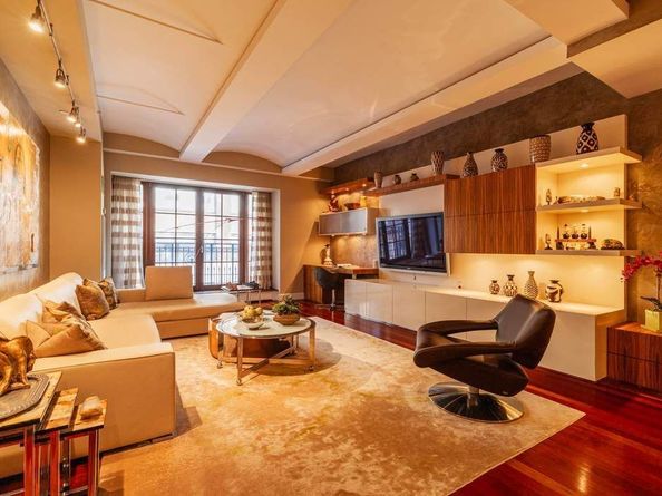 43 West 64th Street 4B, New York NY 10023