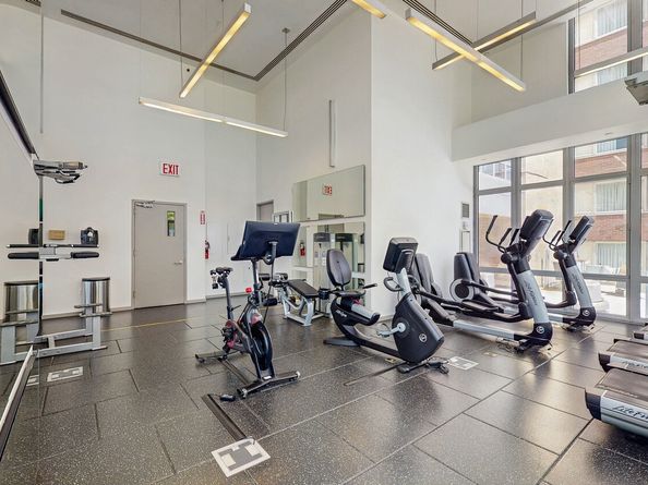 310 West 52nd Street UNIT17A, New York NY 10019