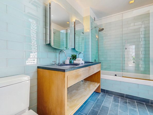 310 West 52nd Street UNIT17A, New York NY 10019
