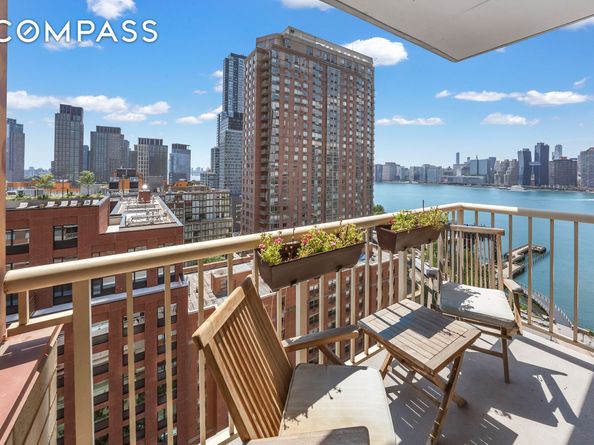 4-74 48th Avenue 17A, Queens NY 11109