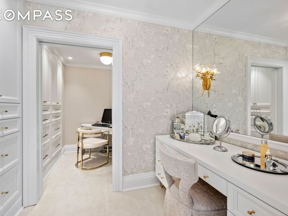 350 East 57th Street 15B, New York NY 10022