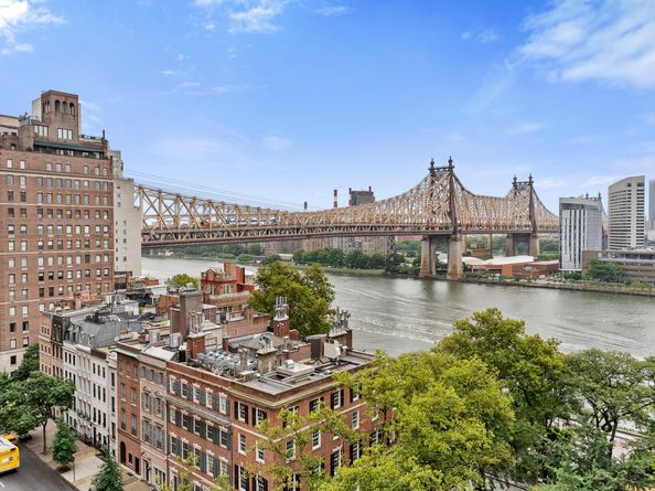 2 Sutton Place S 11C, New York NY 10022