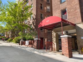 67-25 Clyde Street 7H, Queens NY 11375