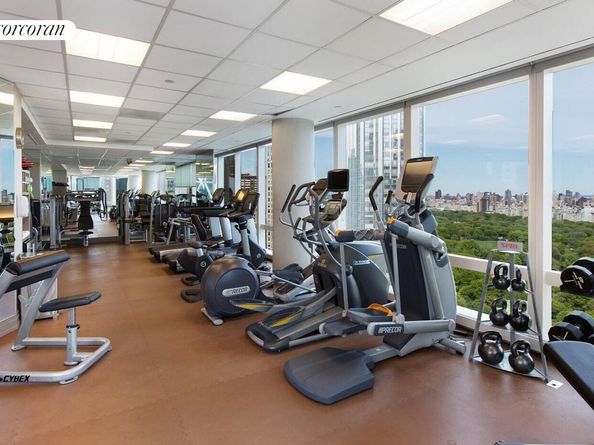 25 Columbus Circle 61G, New York NY 10019