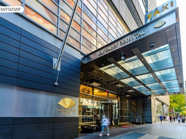 25 Columbus Circle 61G, New York NY 10019