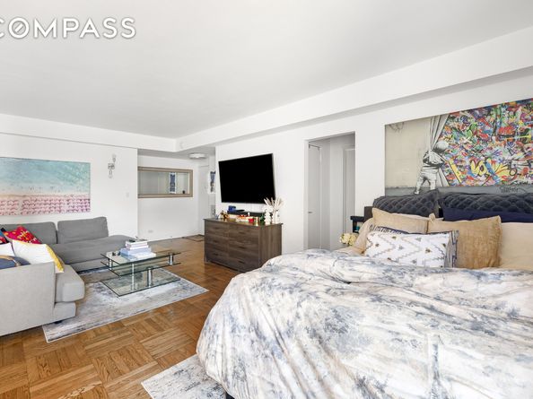 200 East 36th Street 8A, New York NY 10016