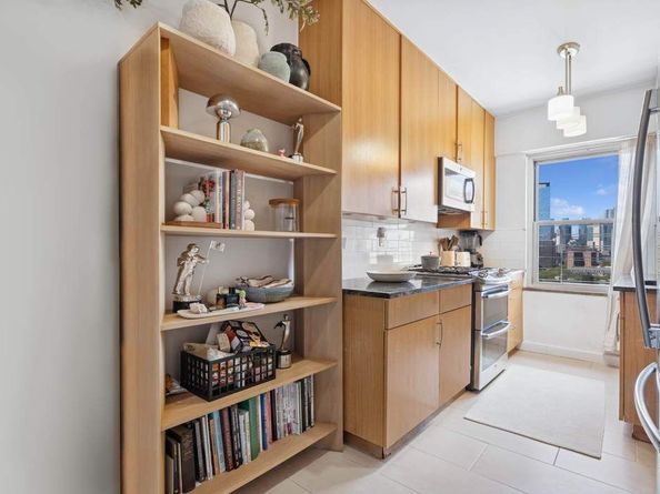 455 Fdr Drive B1801, New York NY 10002