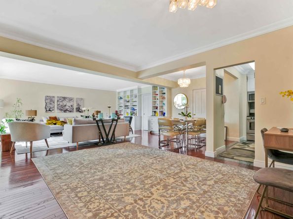 45 Sutton Place S 2G, New York NY 10022