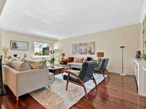 45 Sutton Place S 2G, New York NY 10022
