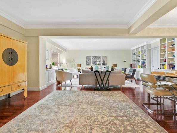 45 Sutton Place S 2G, New York NY 10022