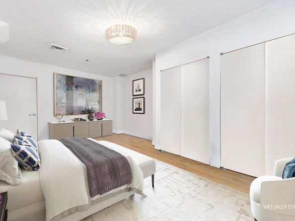 315 West 36th Street 12B, New York NY 10018