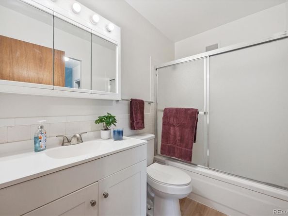 675 S Clinton Street 4B, Denver CO 80247