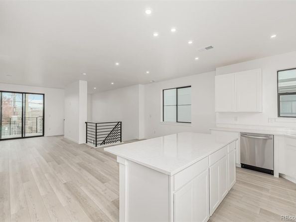 2076 S Holly Street 1, Denver CO 80222