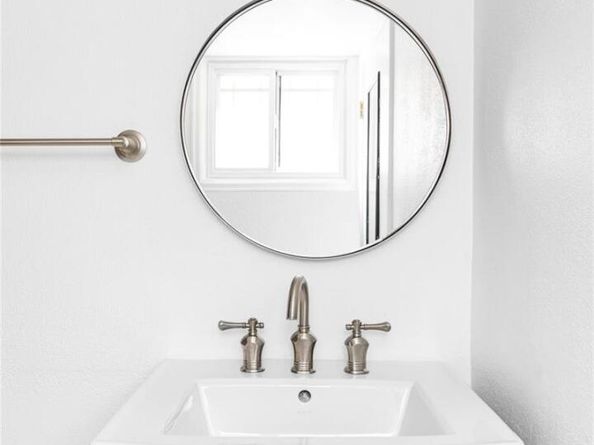Undisclosed Address #2532087, Denver CO 80209