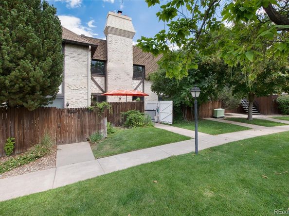 7250 Eastmoor Drive 121, Denver CO 80237