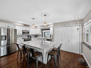 8198 W 81st Drive, Arvada CO 80005