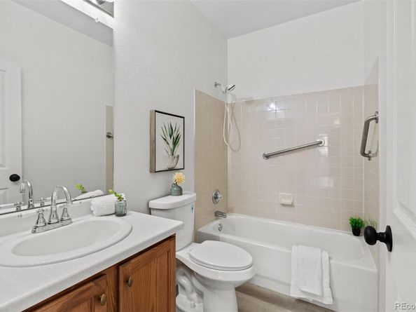 2974 S Zeno Court, Aurora CO 80013