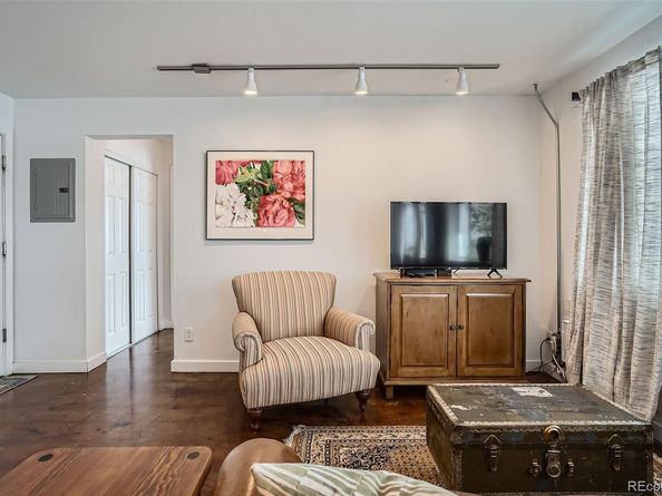 500 E 11th Avenue 205, Denver CO 80203