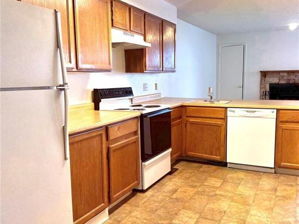 910 S Dawson Way 3, Aurora CO 80012