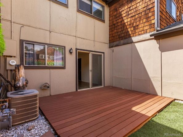 1284 S Crystal Way, Aurora CO 80012