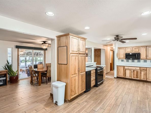 10223 W 77th Drive, Arvada CO 80005