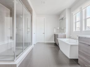 8091 S Langdale Way, Aurora CO 80016