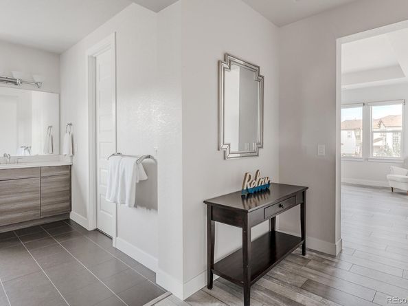 8091 S Langdale Way, Aurora CO 80016