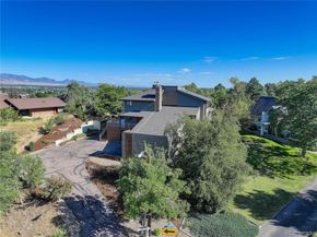 11715 W 18th Avenue, Lakewood CO 80215