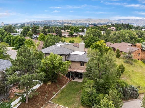 11715 W 18th Avenue, Lakewood CO 80215