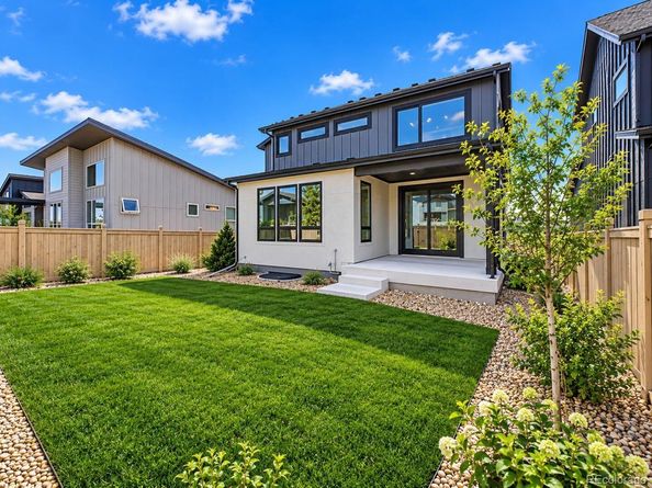 5604 Grandville Avenue, Longmont CO 80503