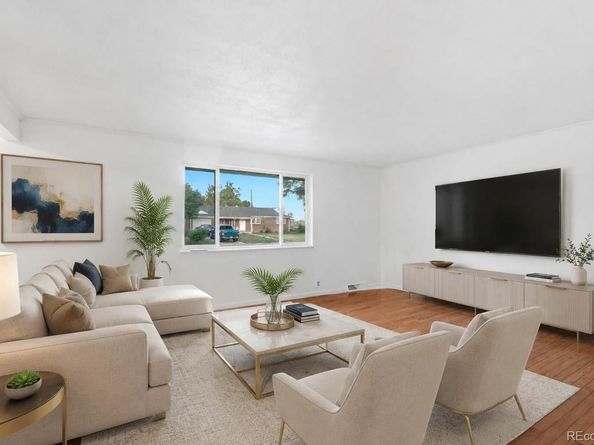 323 Fulton Street, Aurora CO 80010