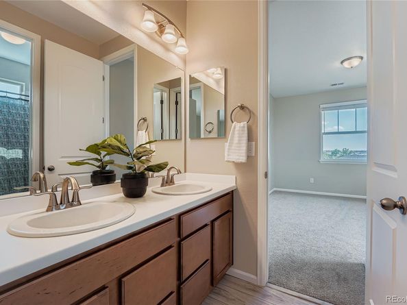 6481 S Addison Way, Aurora CO 80016