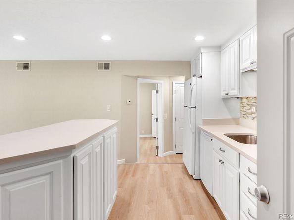12043 W Cross Drive 204, Littleton CO 80127