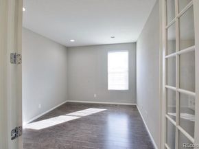 2082 S Cathay Way, Aurora CO 80013