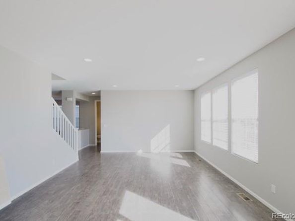 2082 S Cathay Way, Aurora CO 80013