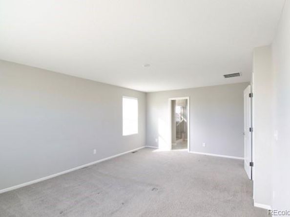 2082 S Cathay Way, Aurora CO 80013