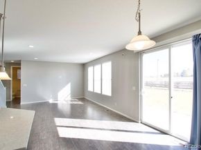 2082 S Cathay Way, Aurora CO 80013