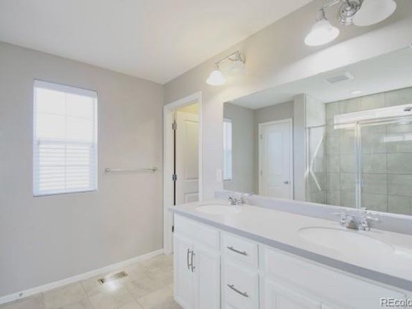 2082 S Cathay Way, Aurora CO 80013