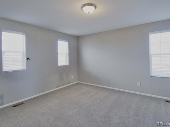 2082 S Cathay Way, Aurora CO 80013