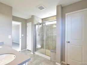 2082 S Cathay Way, Aurora CO 80013